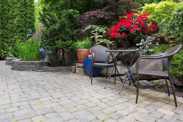Yard Hardscaping in Schaumburg